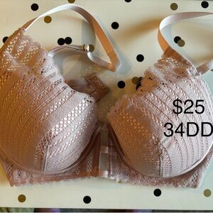 Victoria's Secret Lace Bra in Blush